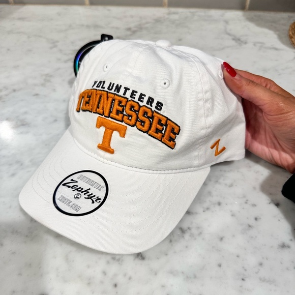 University of Tennessee Volunteers White Baseball Hat - Picture 3 of 5